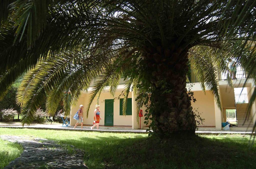 Marina Di Rossano Village Club Экстерьер фото